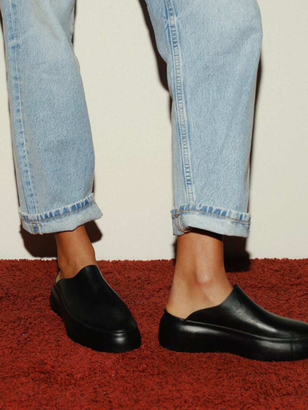 SeaVees Marin Mule Black - Picture 3 of 8